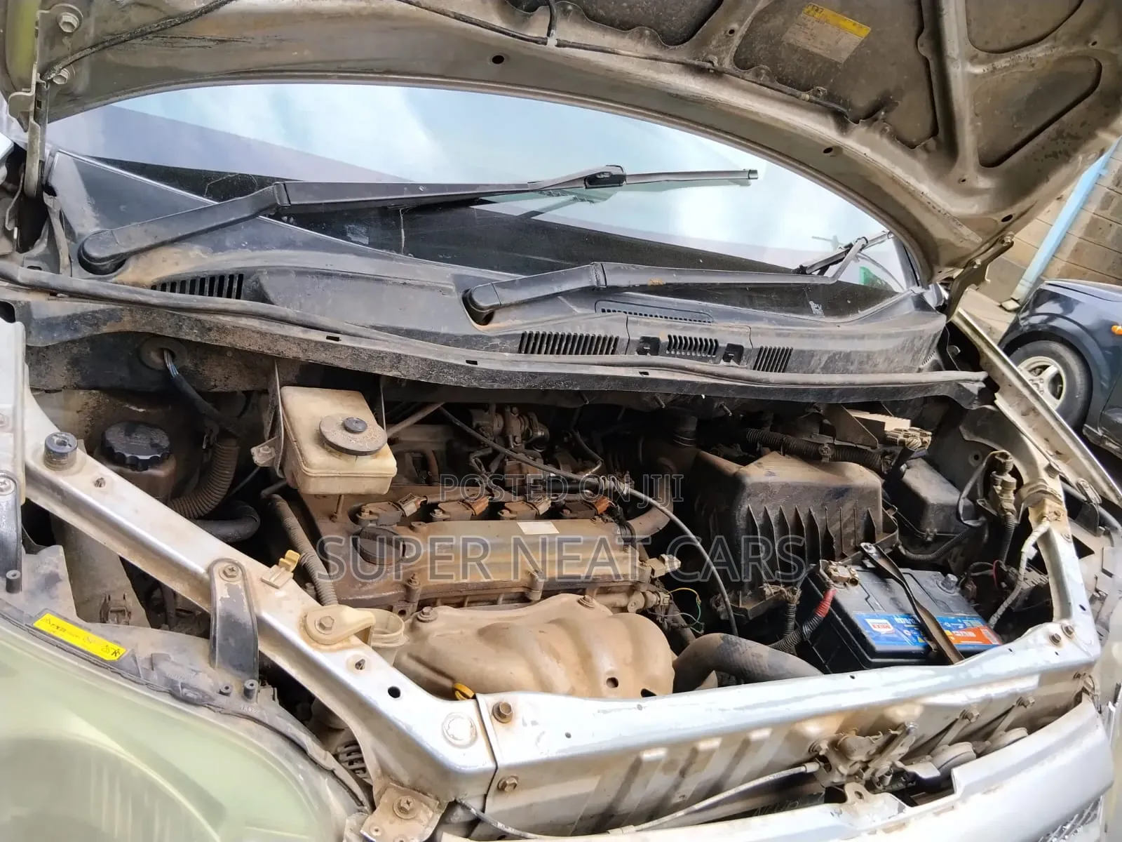 Toyota Noah 2005 Silver