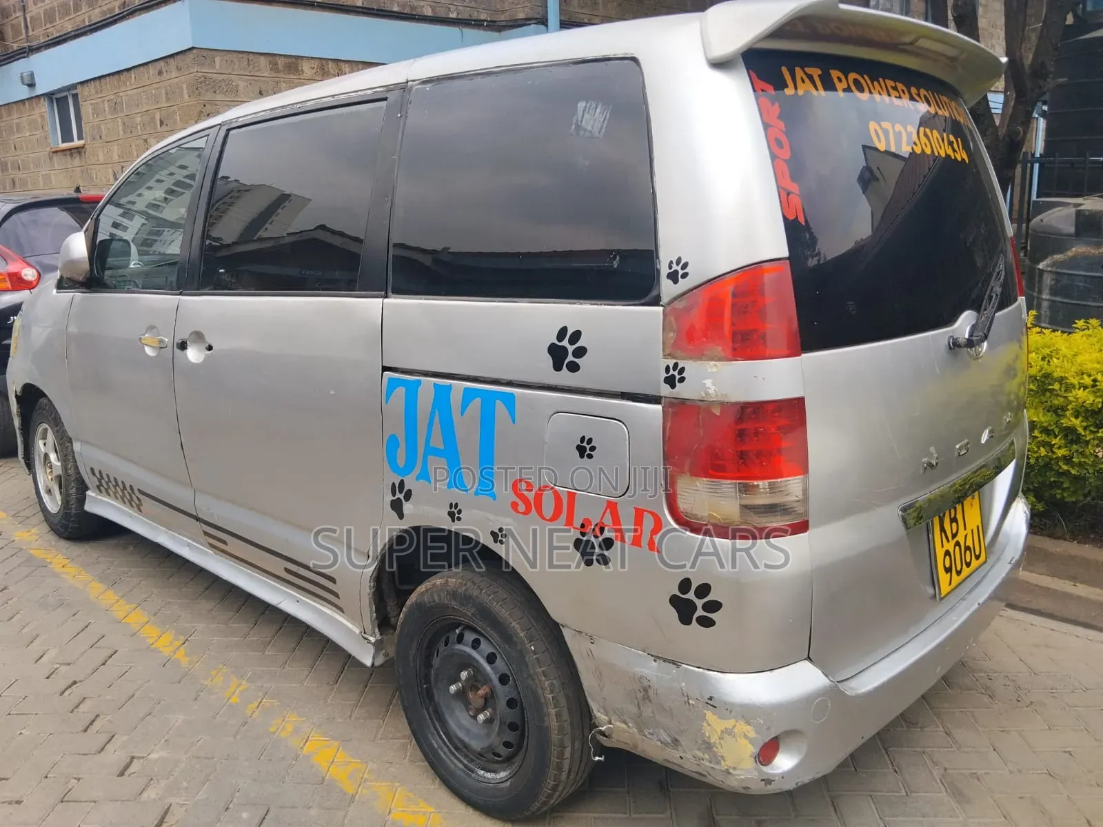 Toyota Noah 2005 Silver