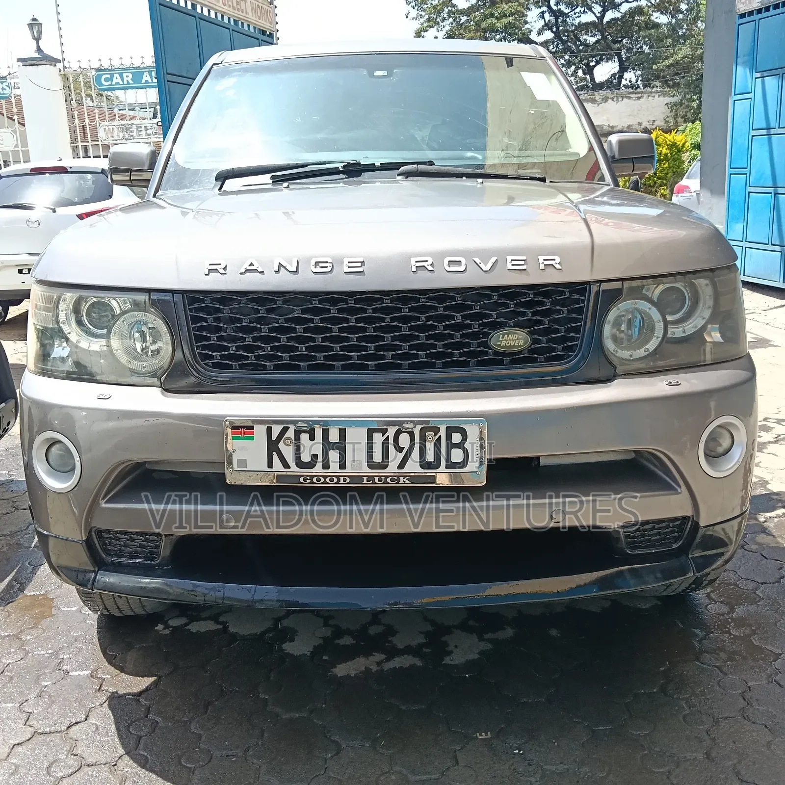 Land Rover Range Rover 2012 Gray