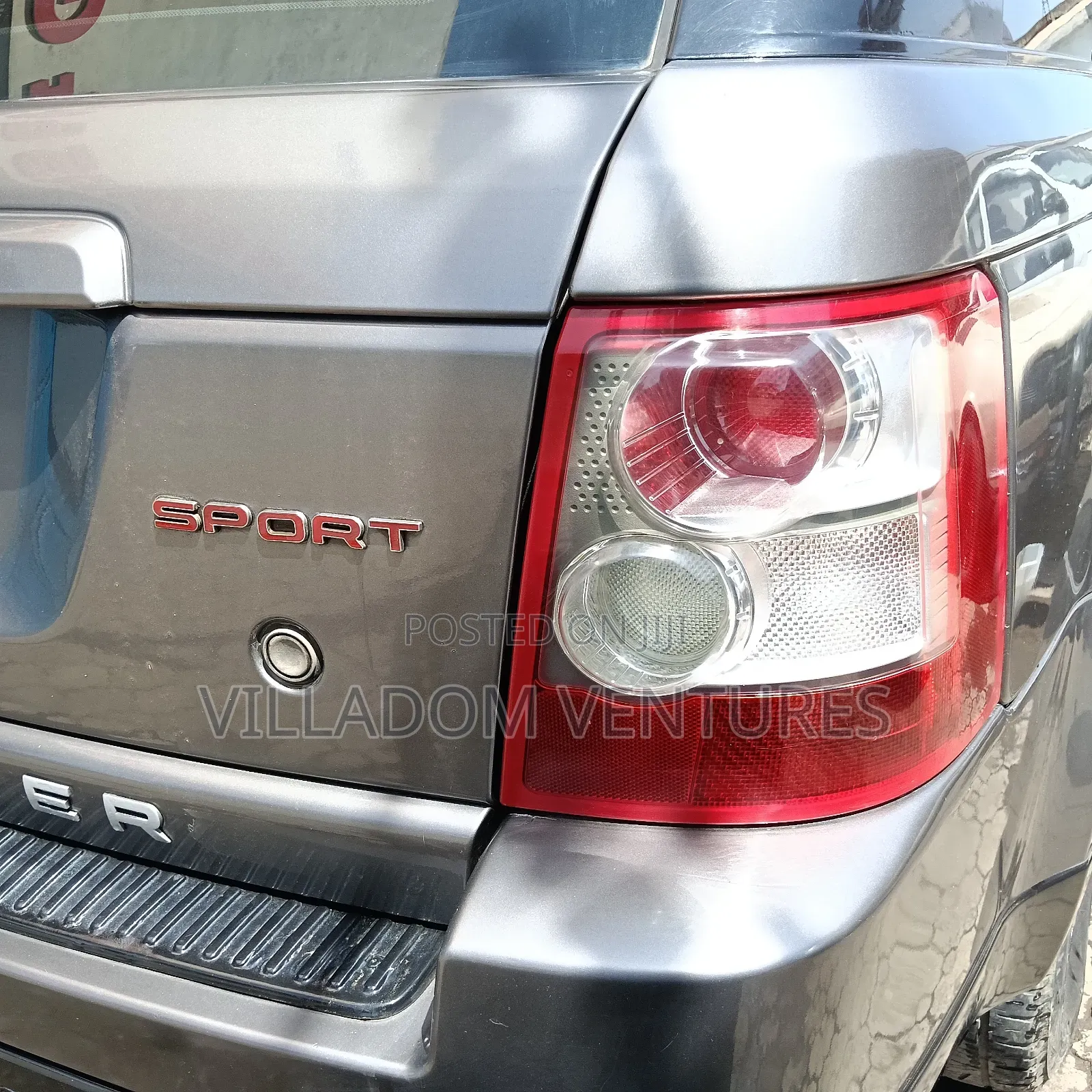 Land Rover Range Rover 2012 Gray