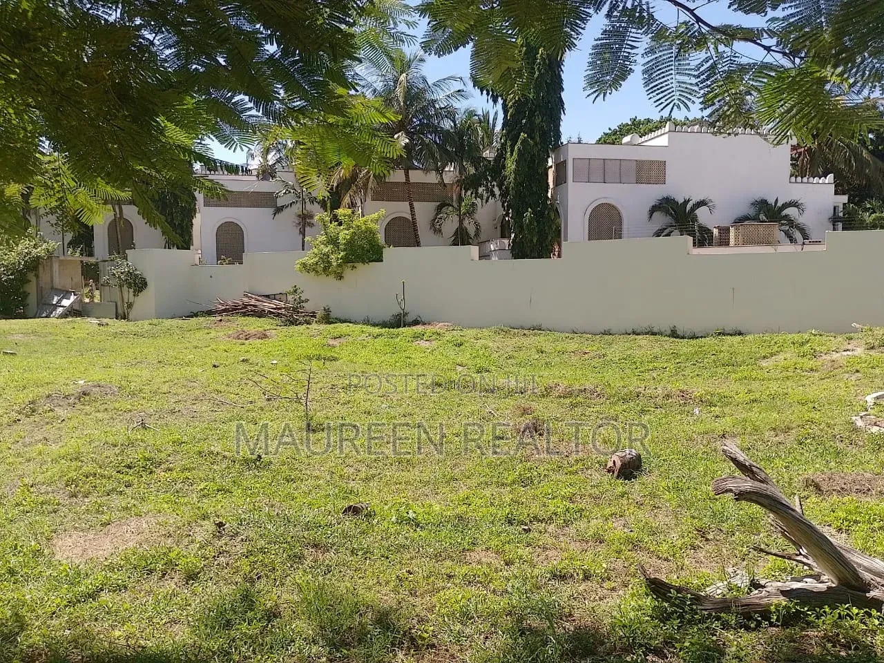 Prime Beach 1 Acre Land - Diani