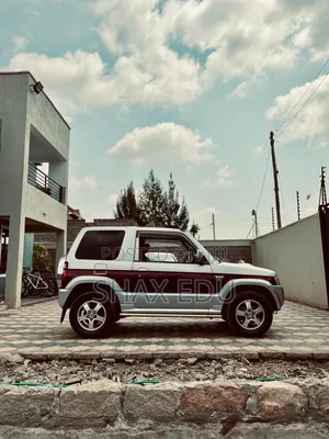 Mitsubishi Pajero Mini 2012 Silver