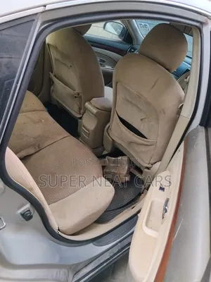 Nissan Bluebird 2007 Silver