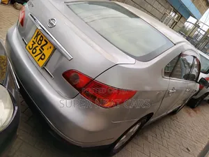 Nissan Bluebird 2007 Silver