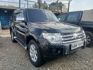 Mitsubishi Pajero 2013 Black