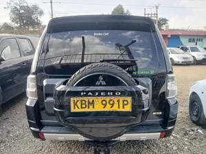 Mitsubishi Pajero 2013 Black