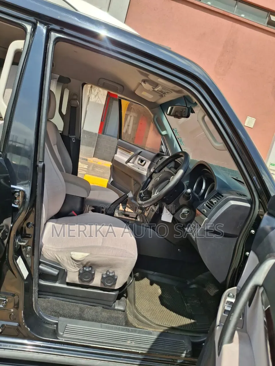 Mitsubishi Pajero 2013 Black