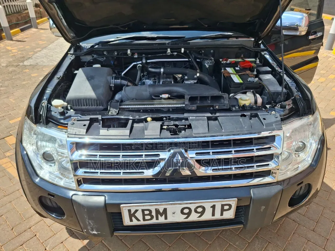 Mitsubishi Pajero 2013 Black