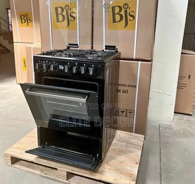 Eminence Black – 60×60 Premium Cooker
 3 Gas + 1 Rapid Hot Plate - thumbnail 2