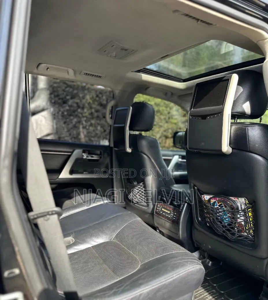 Toyota Land Cruiser 4.5 V8 DSL 2012 Black