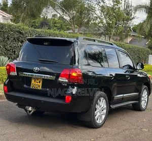 Toyota Land Cruiser 4.5 V8 DSL 2012 Black