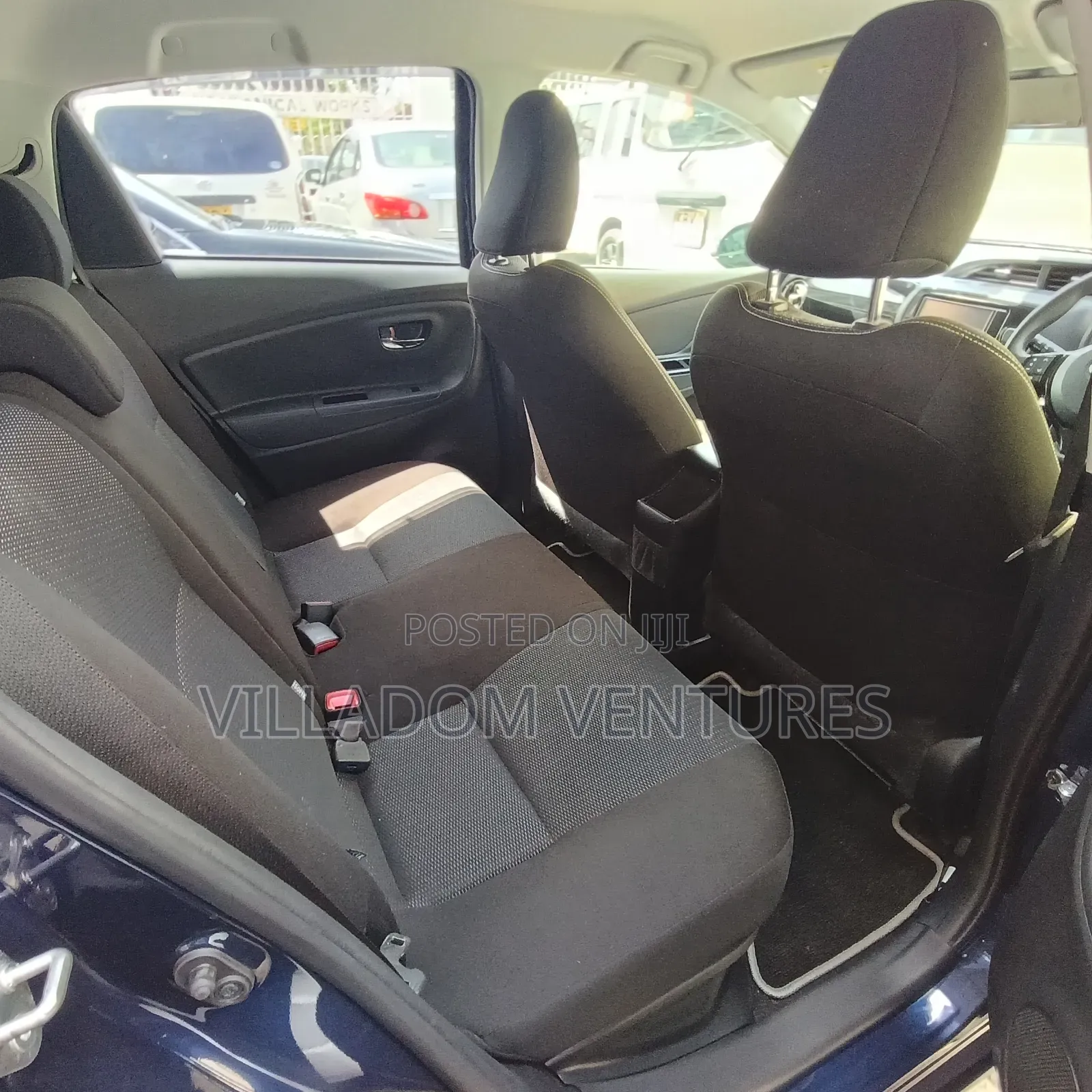 Toyota Vitz 2019 Blue