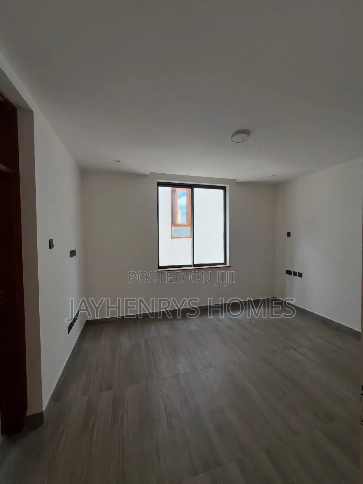 5bdrm House in Muthangari for sale