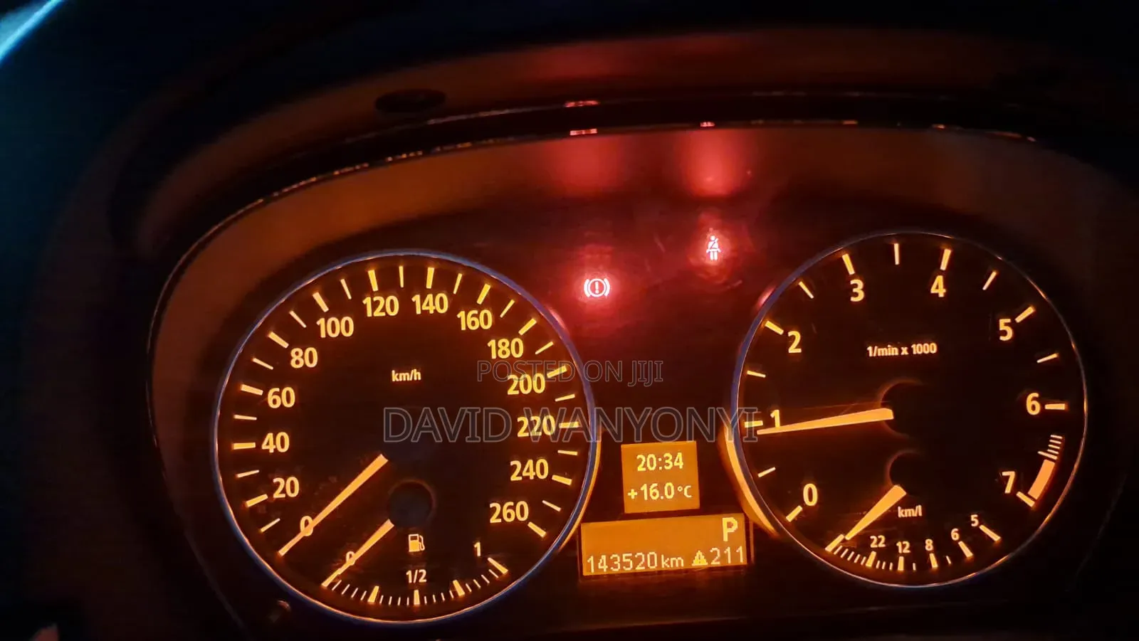 BMW 320i Sedan RWD 2007 Silver