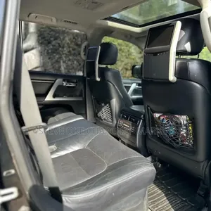 Toyota Land Cruiser 2012 Off white