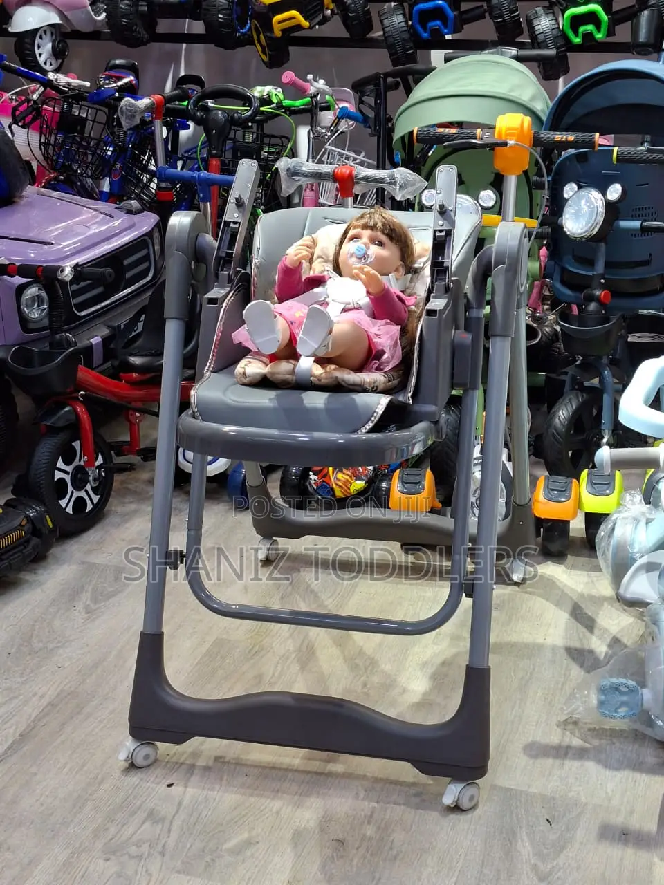 Comfortable Baby High Chair With Soft Cushion Recline Function