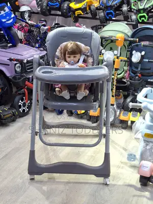 Comfortable Baby High Chair With Soft Cushion Recline Function