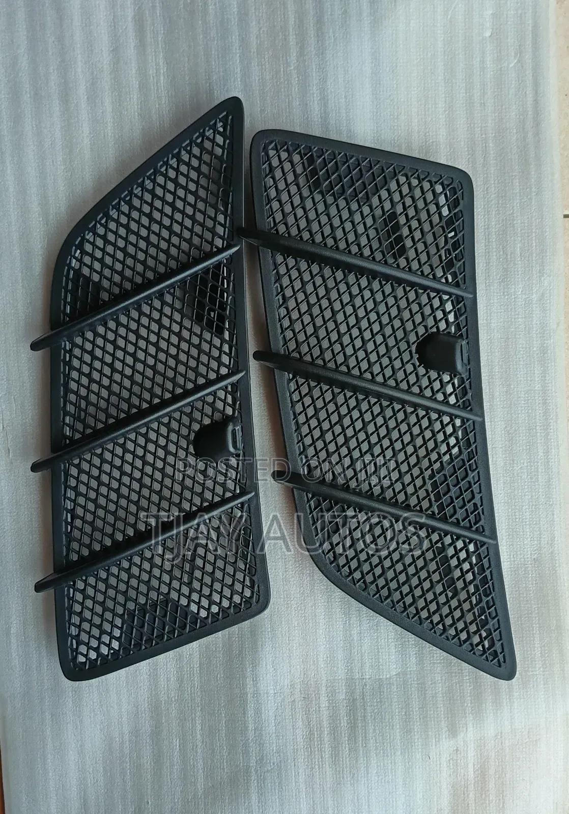 Mercedes W164 Ml Gl 1 Pair Lh+Rh Front Hood Air Vent Grille Trim Cover