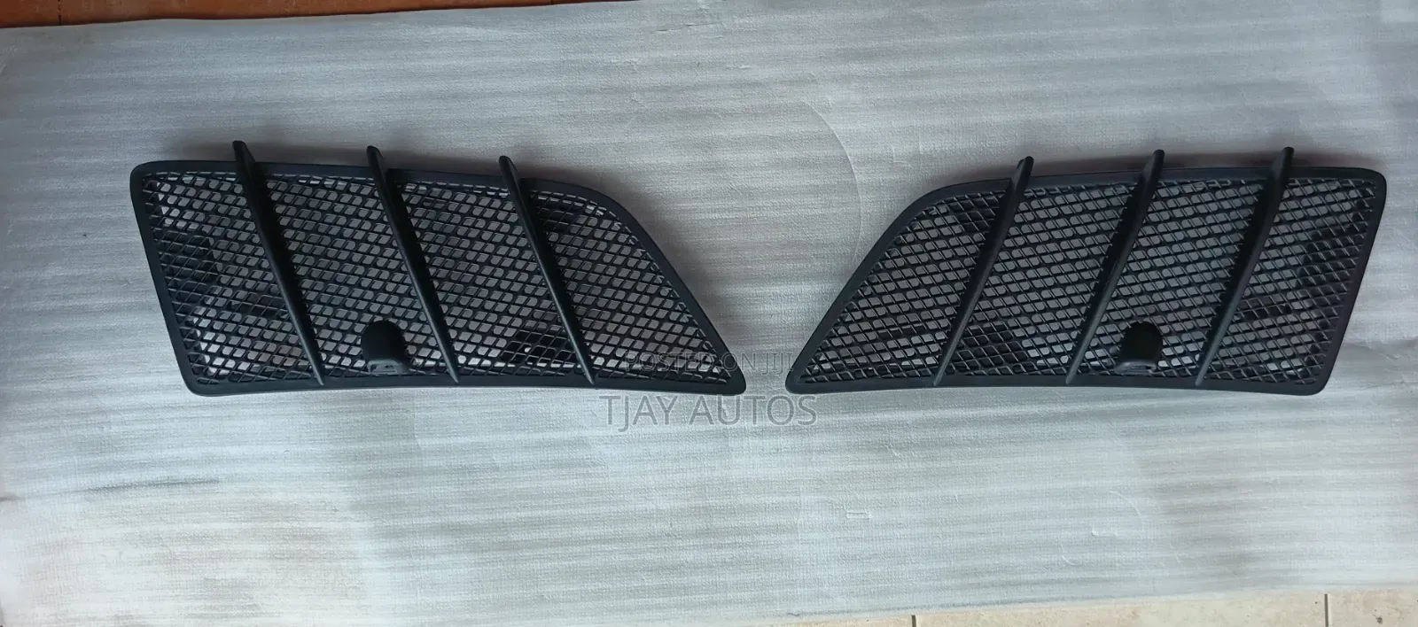 Mercedes W164 Ml Gl 1 Pair Lh+Rh Front Hood Air Vent Grille Trim Cover