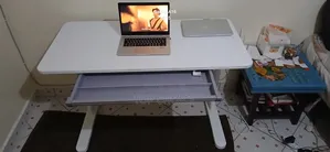 Modern Adjustable Office Tables