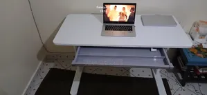 Modern Workstations Desk and Chair Set