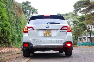 Subaru Outback 2016 White
