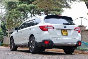 Subaru Outback 2016 White