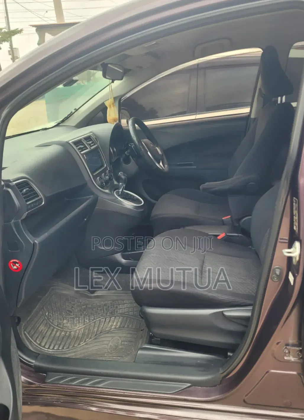 Subaru Trezia 2013 Brown