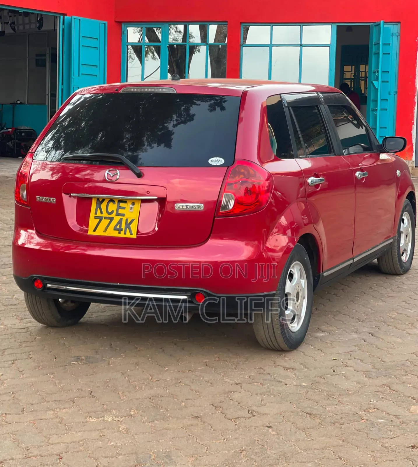 Mazda Verisa 2007 Red