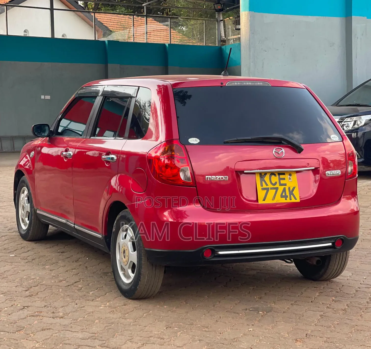 Mazda Verisa 2007 Red