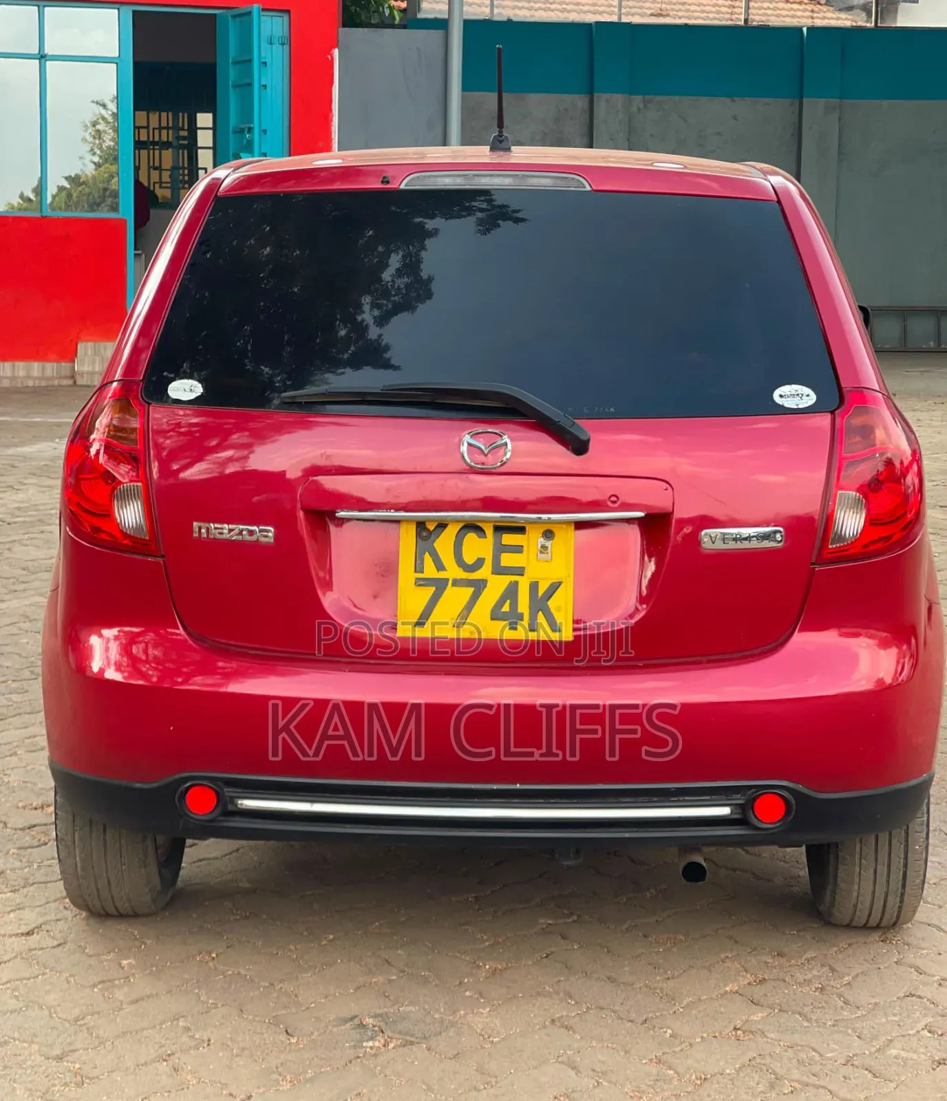 Mazda Verisa 2007 Red