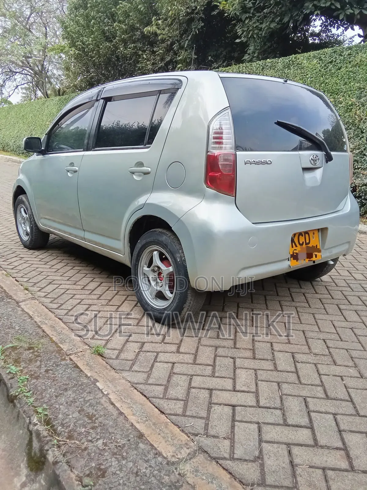 Toyota Passo 2009 Silver