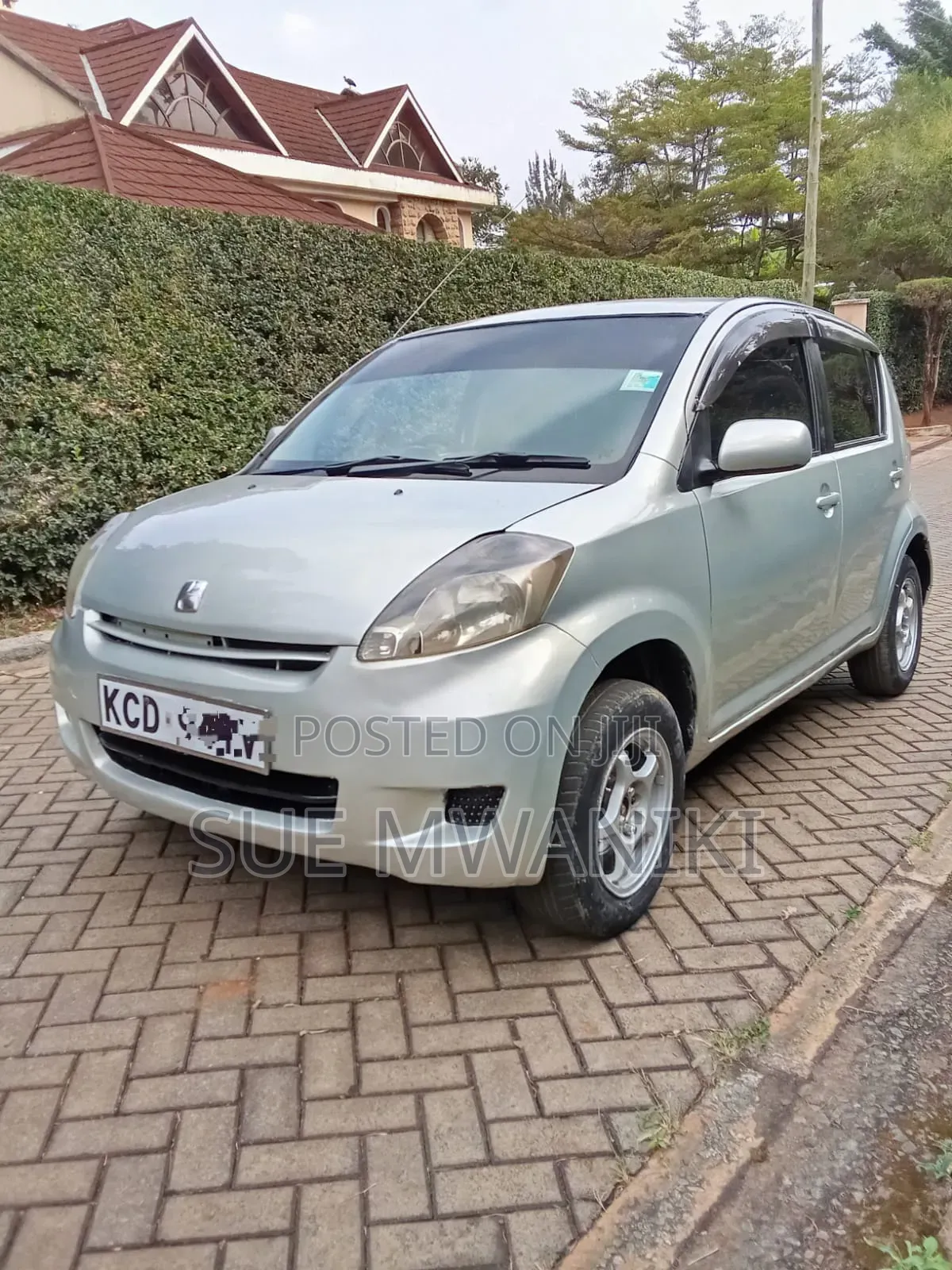 Toyota Passo 2009 Silver