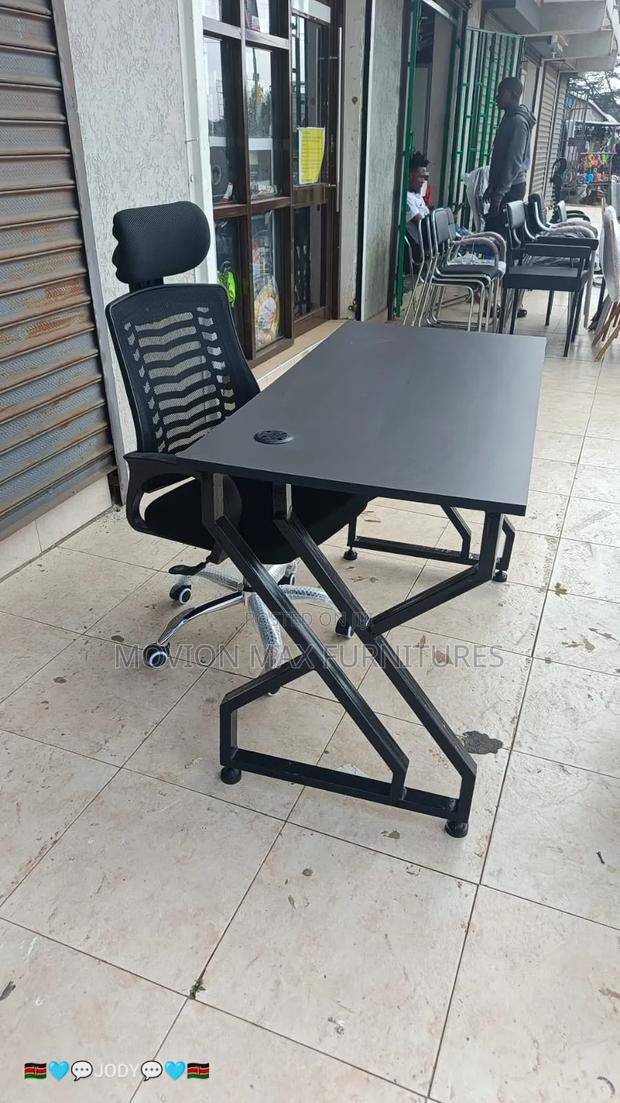 Modern Black Office Desk Office Desk - thumbnail 2