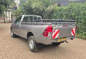 Toyota Hilux 2017 Silver