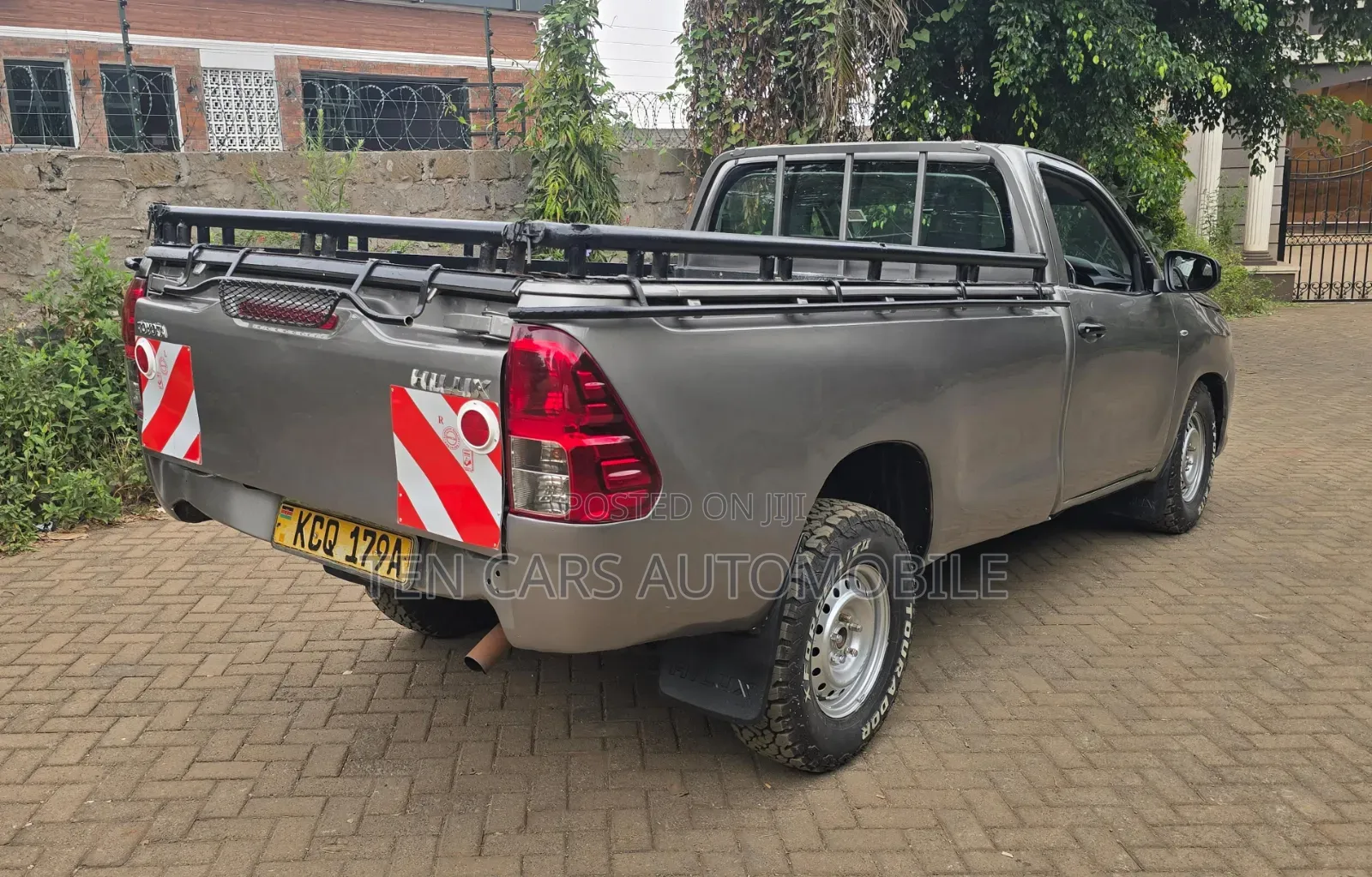 Toyota Hilux 2017 Silver