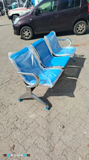 New Design Blue Unpadded Chair