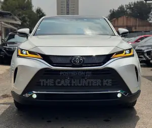 Toyota Harrier 2.5 Hybrid 4WD 2020 White