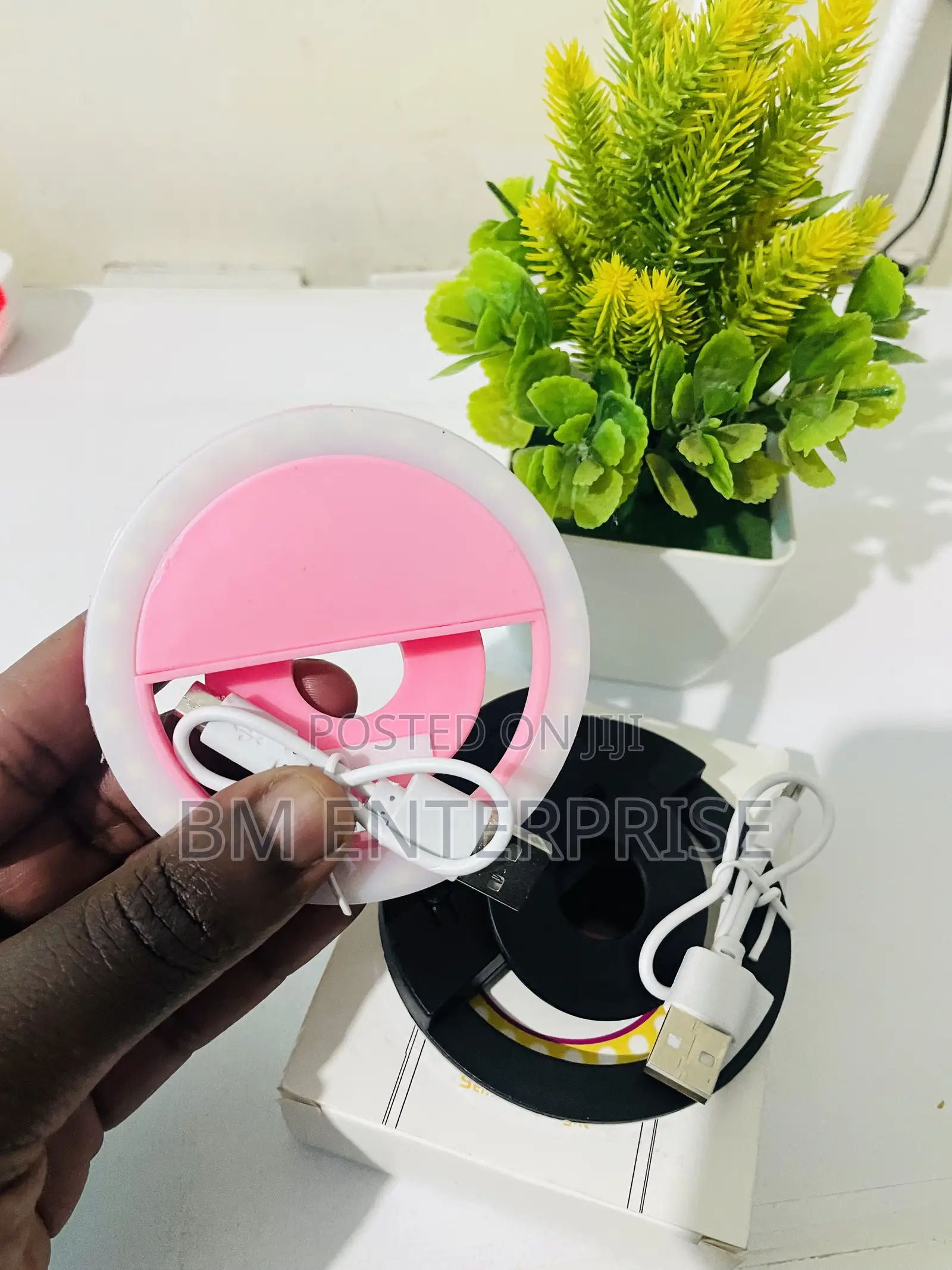 Universal Phone Clip Light