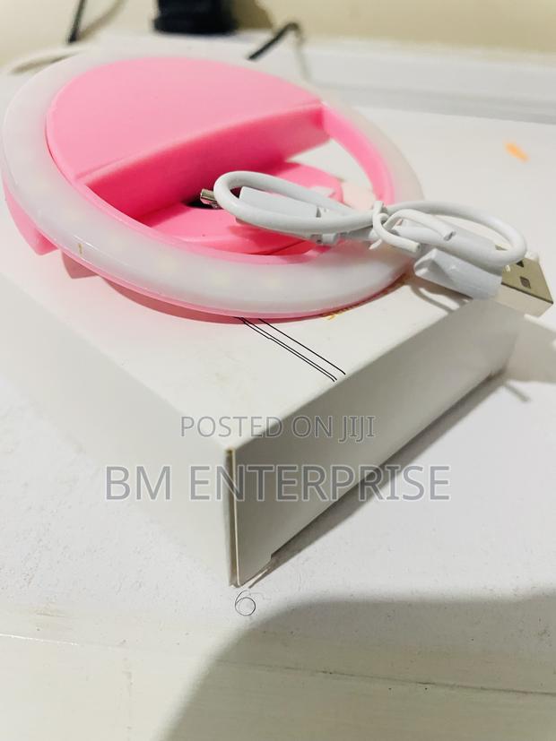 Rechargeable Selfie Clip Light in Stock