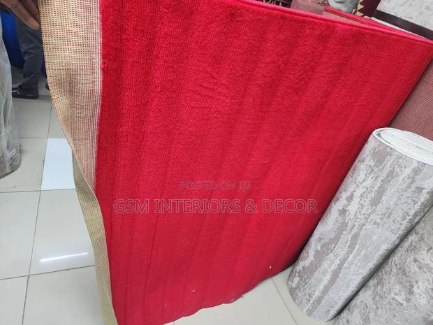 Red Carpets for Garden Events Washable - thumbnail 2