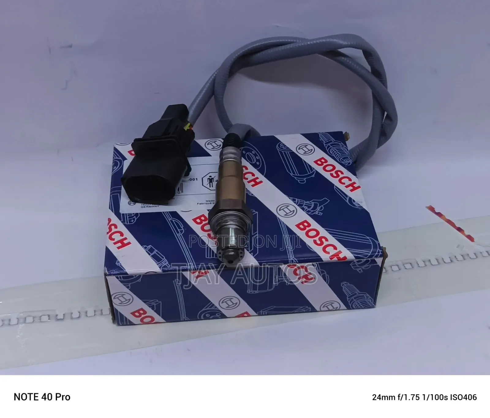Bosch
Oxygen Sensor 5-Wire for Mercedes Benz W203 W211