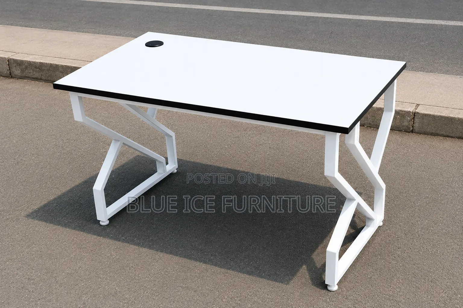 Modern Office Furniture Set With Gaming Chair and Metallic Desk