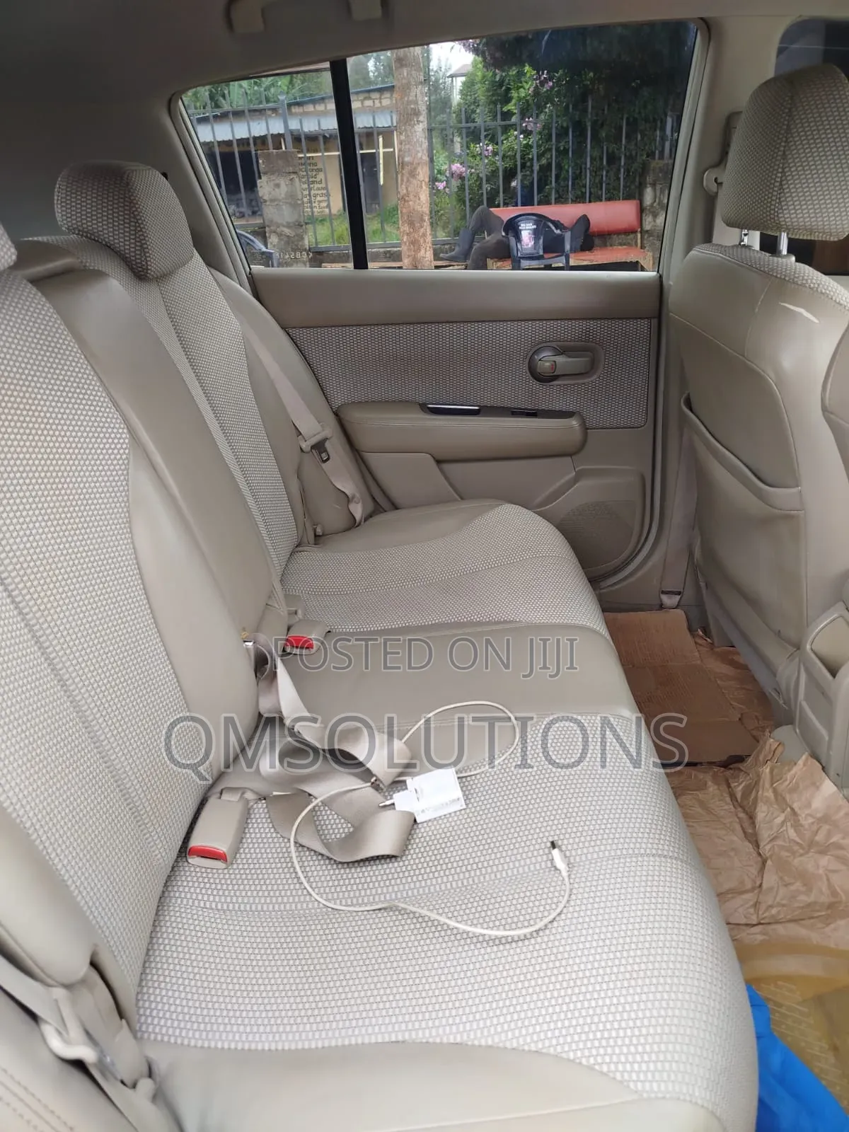 Nissan Tiida 2008 Silver