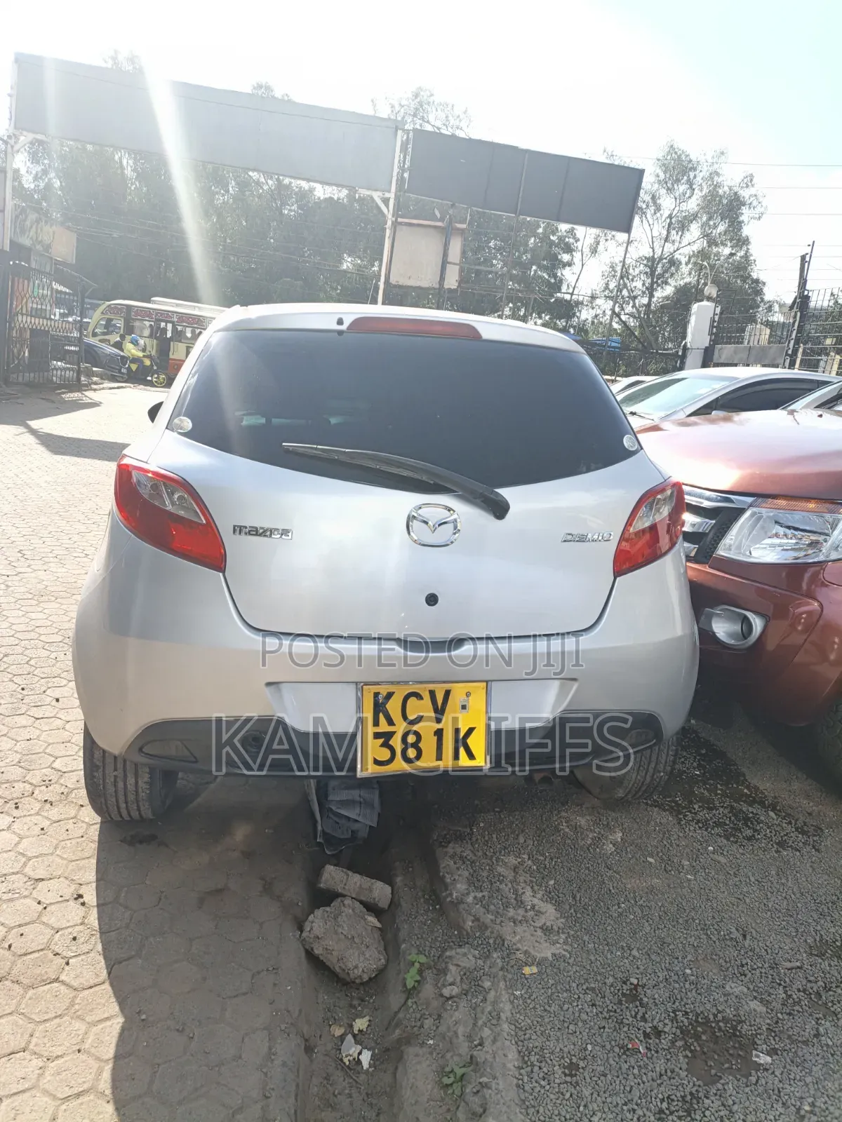 Mazda Demio 2012 Silver