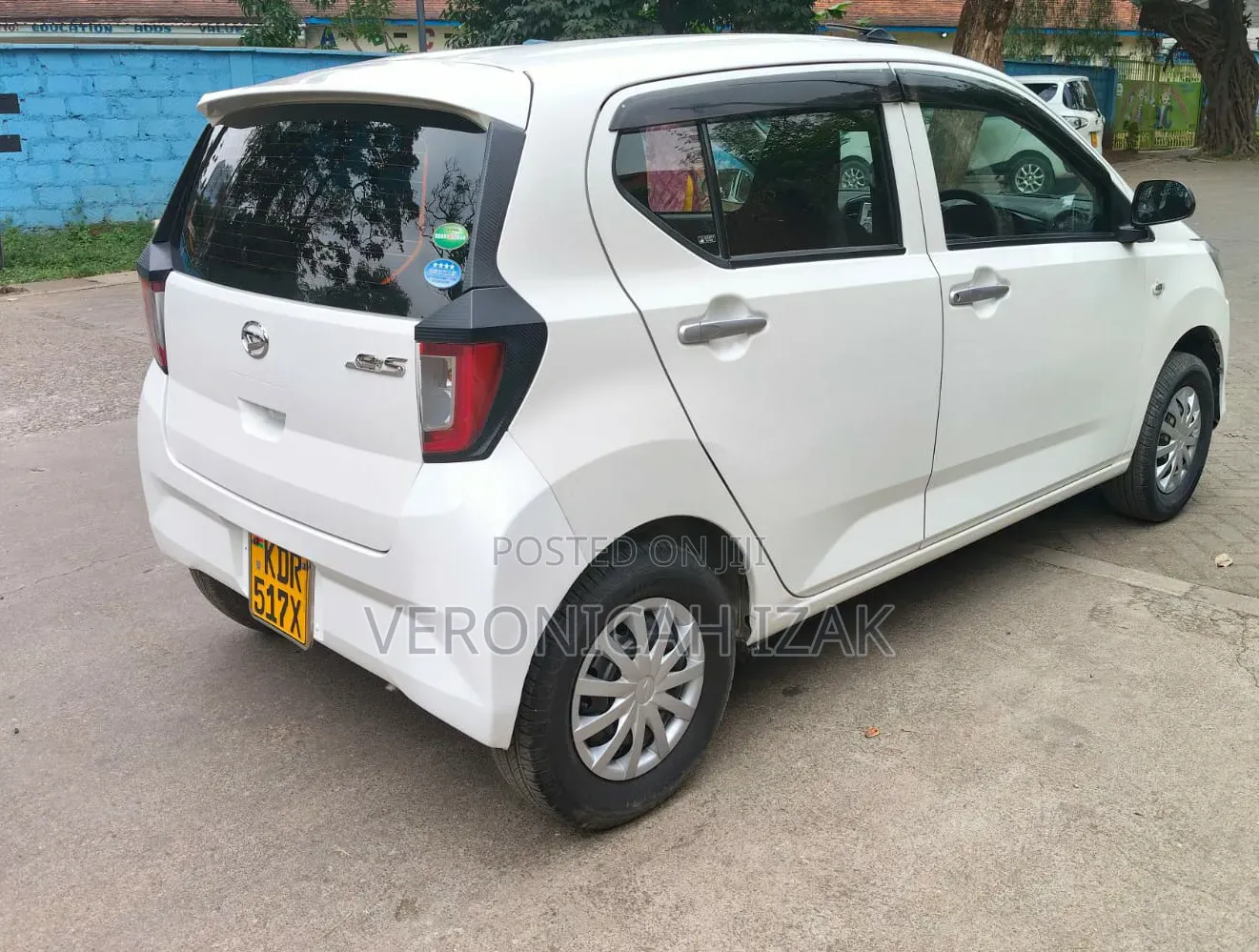 Daihatsu Mira 2017 White