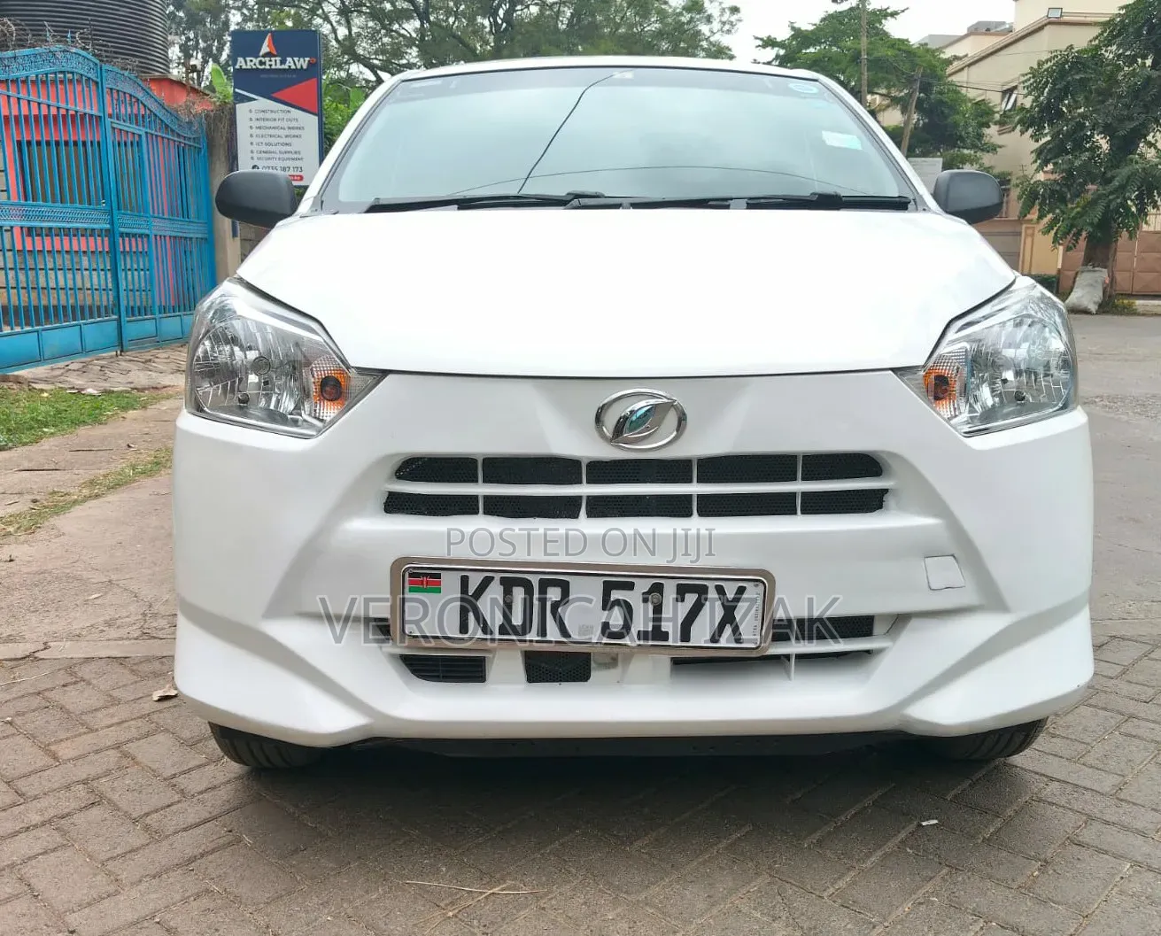 Daihatsu Mira 2017 White