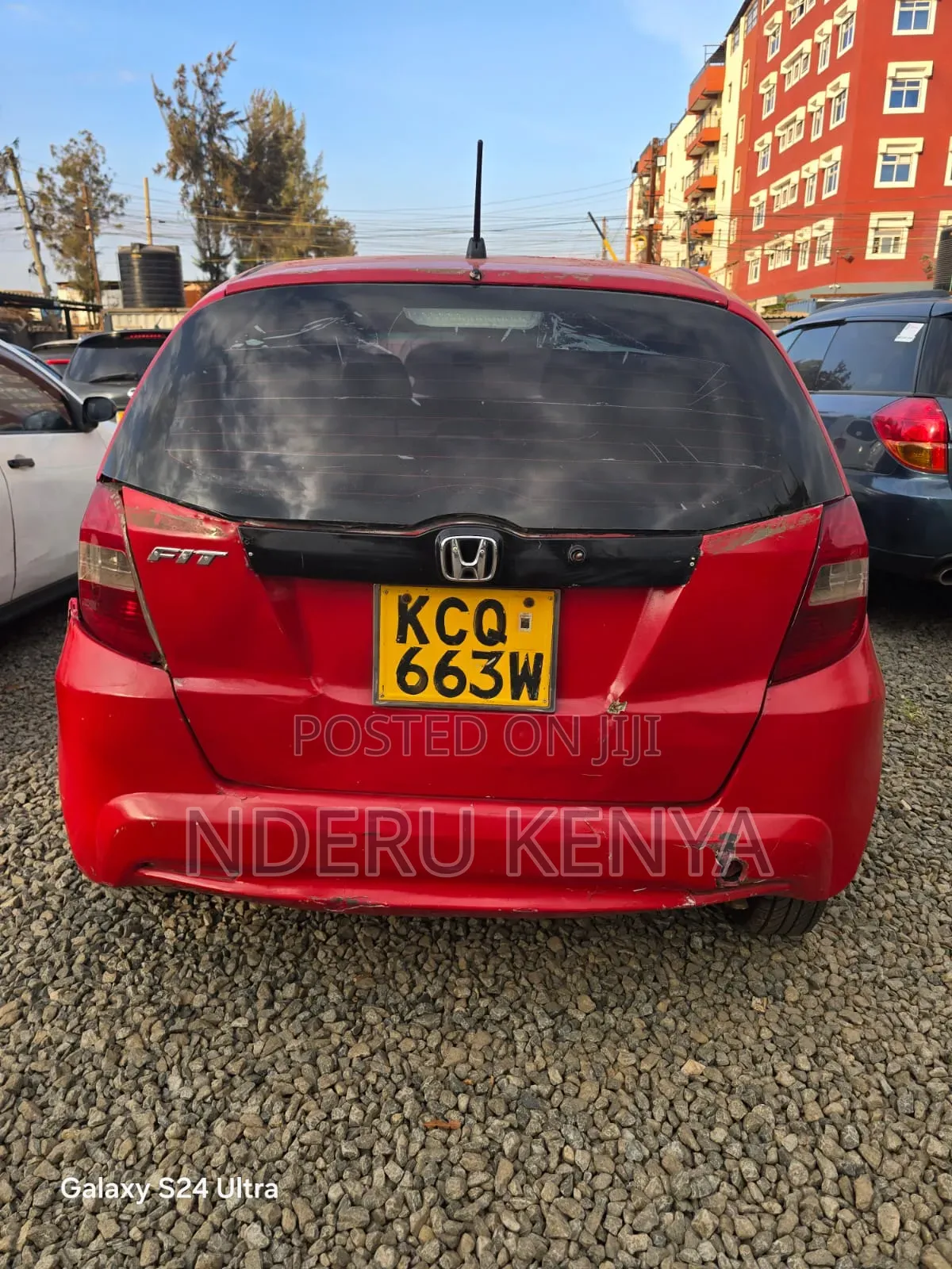 Honda Fit Automatic 2011 Red