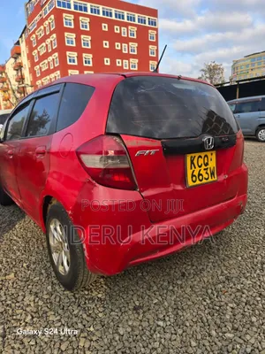 Honda Fit Automatic 2011 Red