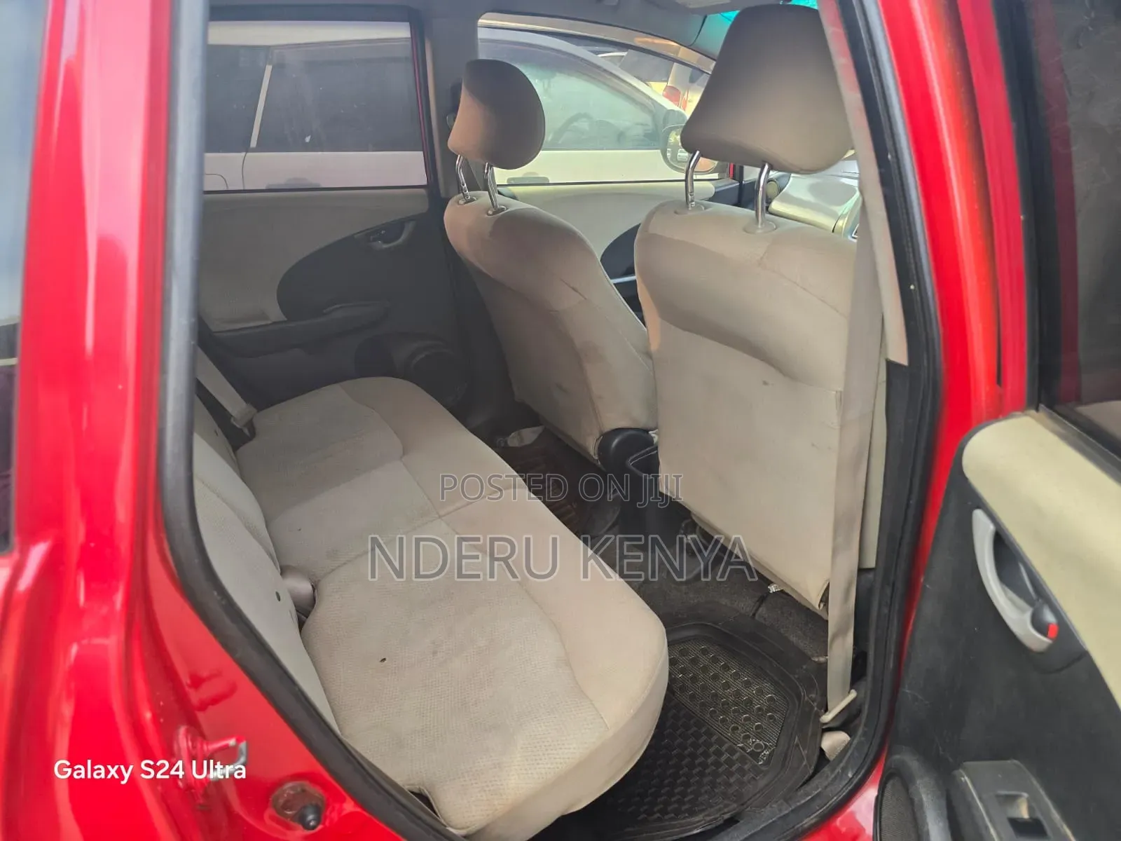Honda Fit Automatic 2011 Red
